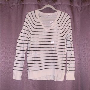GAP Sweater